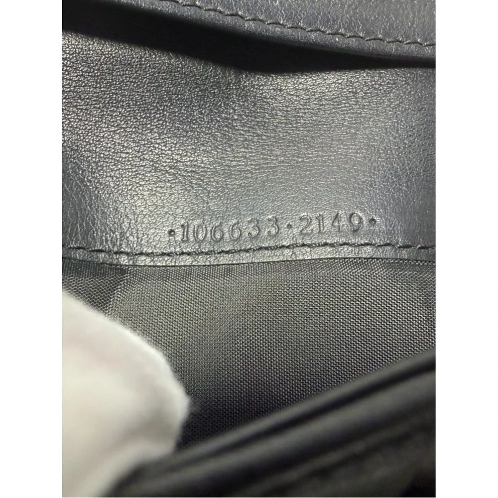 Black Leather Gucci Wallet with Silver 'G' Logo-COA included - Picture 4 of 16